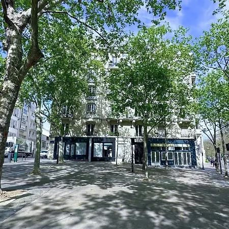 Calm Studio Near Montparnasse